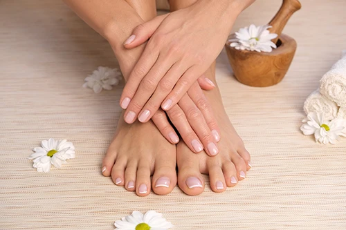 Manicure & Pedicure